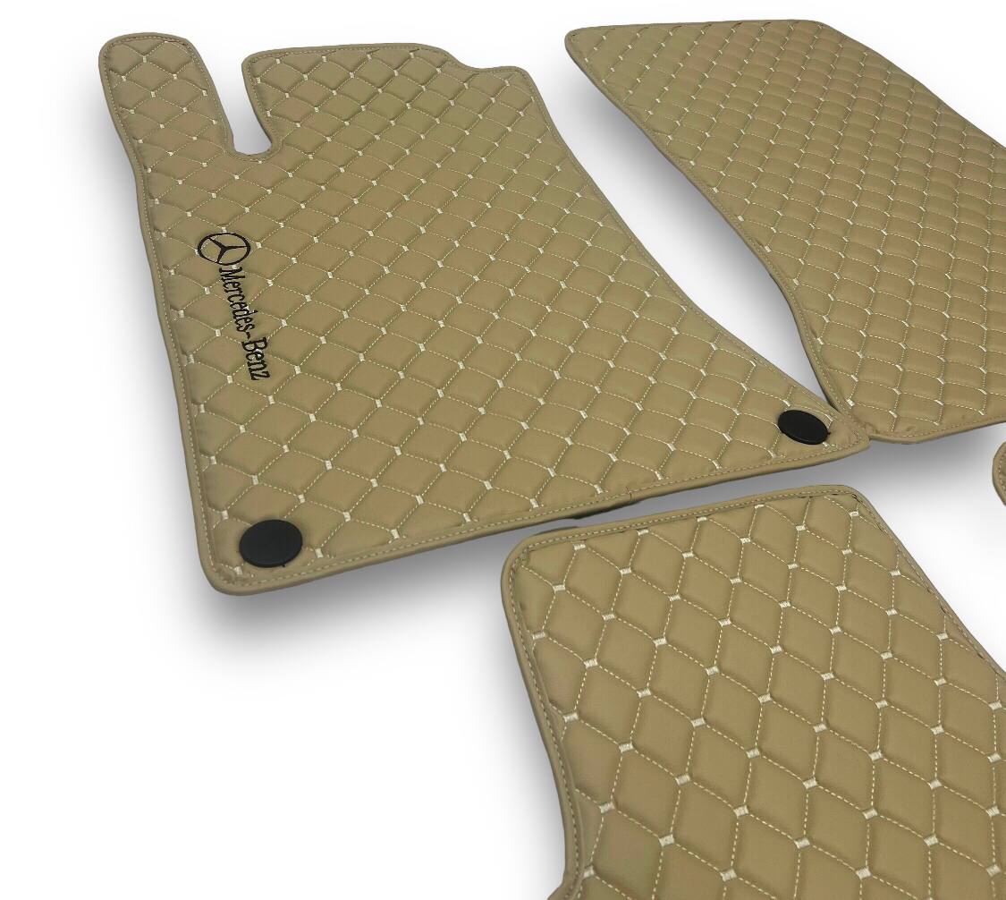 MERCEDES-BENZ Tappetini per auto di lusso in pelle | Adatti per modelli delle serie A-B-C-CL-E-EQ-S-SL-G-GL-ML-MAYBACH-R-AMG | Pelle beige e cuciture beige