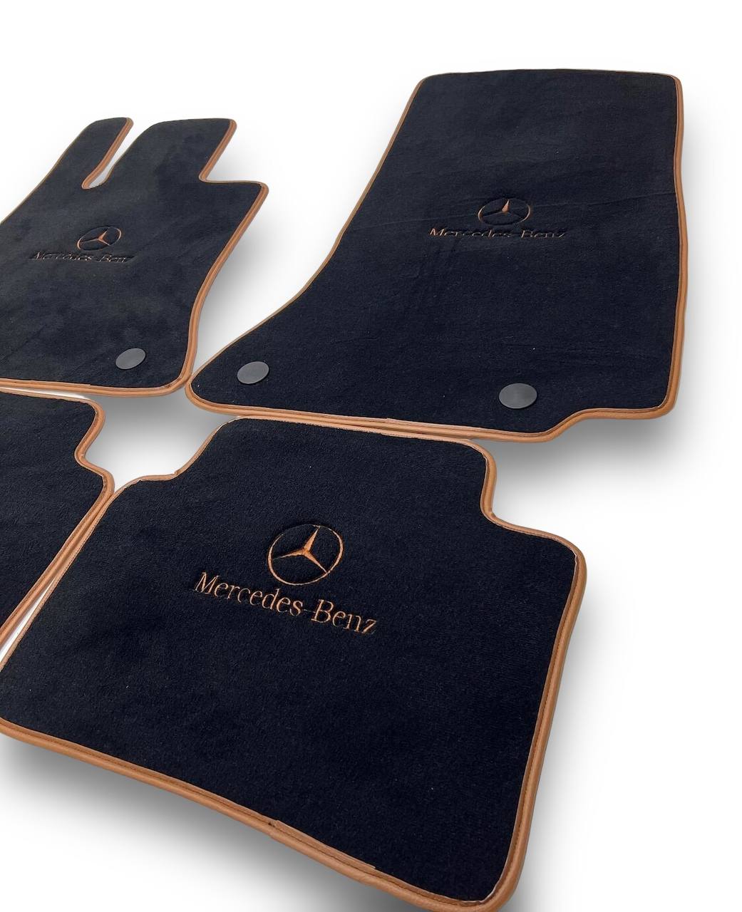 MERCEDES-BENZ Tapis de sol de luxe pour voiture | Convient aux modèles des séries A-B-C-CL-E-EQ-S-SL-G-GL-ML-MAYBACH-R-AMG | Bordure beige et logo