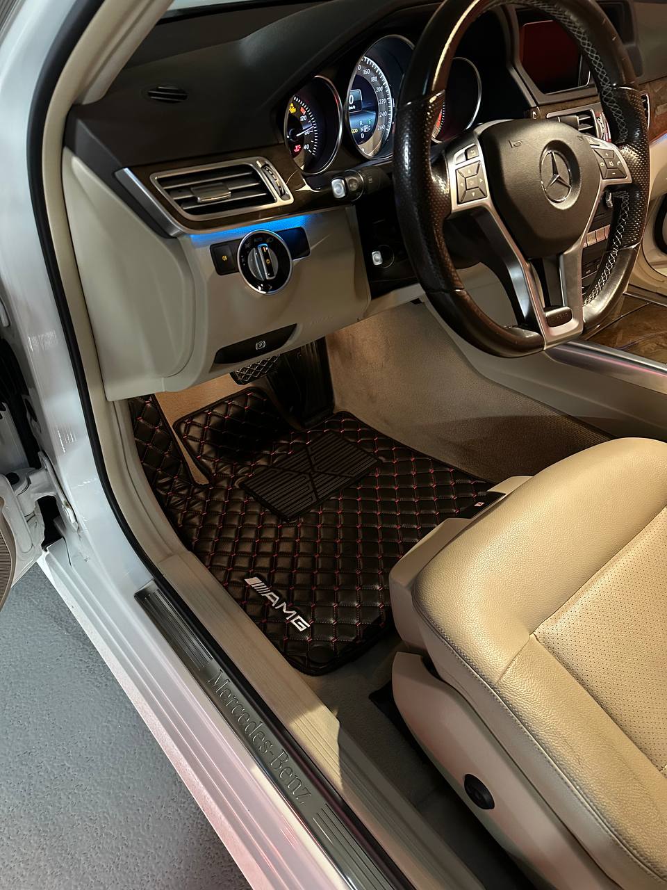 MERCEDES-BENZ Leather Luxury Car Floor Mats | Fits A-B-C-CL Series-E-EQ Series-S-SL Series-G-GL Series-ML-MAYBACH-R-AMG Models | Black Leather & Red Stitch