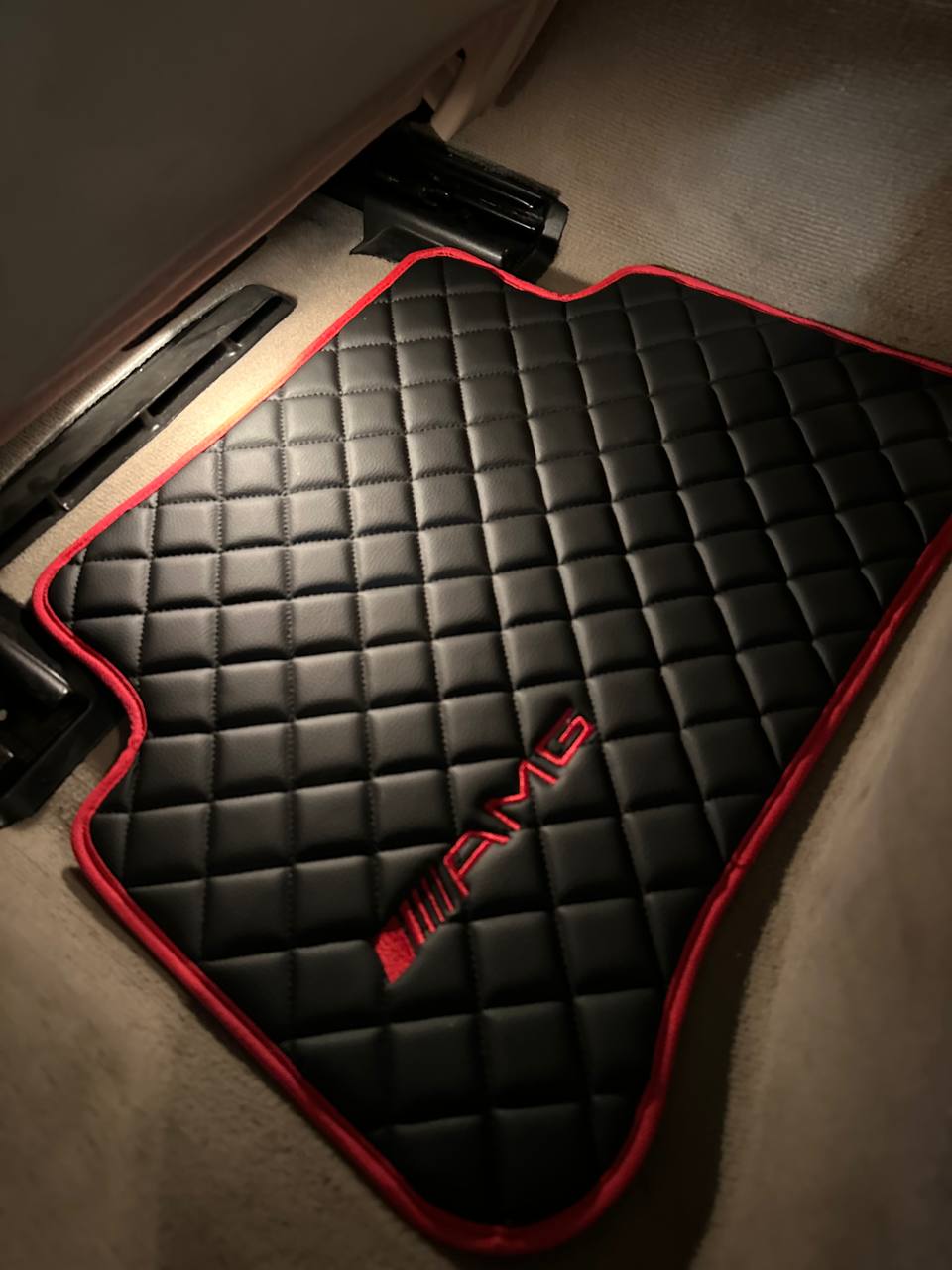 MERCEDES-BENZ Leather Luxury Car Floor Mats | Fits A-B-C-CL Series-E-EQ Series-S-SL Series-G-GL Series-ML-MAYBACH-R-AMG Models | Black Leather & Black Stitch & Red Edge