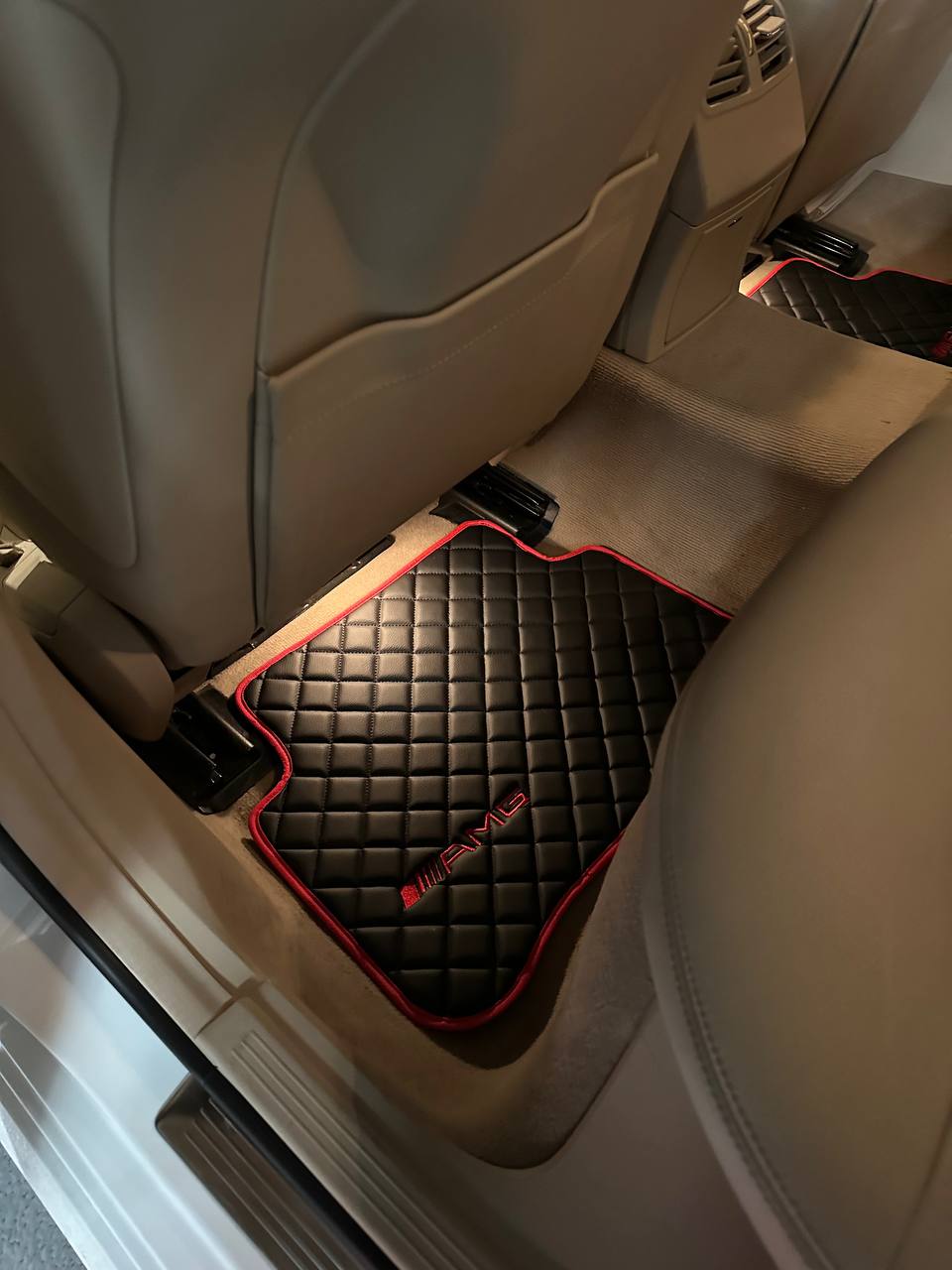 MERCEDES-BENZ Leather Luxury Car Floor Mats | Fits A-B-C-CL Series-E-EQ Series-S-SL Series-G-GL Series-ML-MAYBACH-R-AMG Models | Black Leather & Black Stitch & Red Edge