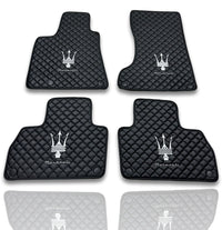 Tappetini auto di lusso in pelle compatibili con Maserati | Adatti a Ghibli, Quattroporte, GranTurismo, GranCabrio, Levante, Grecale, MC20, MCPURA, 4200 GT e altri | Pelle nera e cuciture nere
