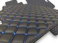 Luxe leren automatten compatibel met BMW | Geschikt voor 1-, 2-, 3-, 4-, 5-, 6-, 7- en 8-serie, X1, X2, X3, X4, X5, X6, X7, XM, Z4, i4, i5, i7, iX, M2, M3, M4, M5, M8 en meer | Zwart leer en blauw stiksel