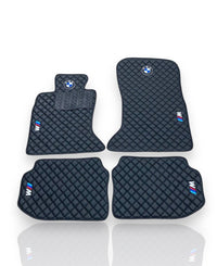 Tappetini auto di lusso in pelle compatibili con BMW | Adatti per Serie 1, 2, 3, 4, 5, 6, 7, 8, X1, X2, X3, X4, X5, X6, X7, XM, Z4, i4, i5, i7, iX, M2, M3, M4, M5, M8 e altri | Pelle nera e cuciture nere