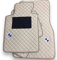 Luxe lederen automatten compatibel met BMW | Geschikt voor 1-, 2-, 3-, 4-, 5-, 6-, 7- en 8-serie, X1, X2, X3, X4, X5, X6, X7, XM, Z4, i4, i5, i7, iX, M2, M3, M4, M5, M8 en meer | Beige leer en beige stiksels