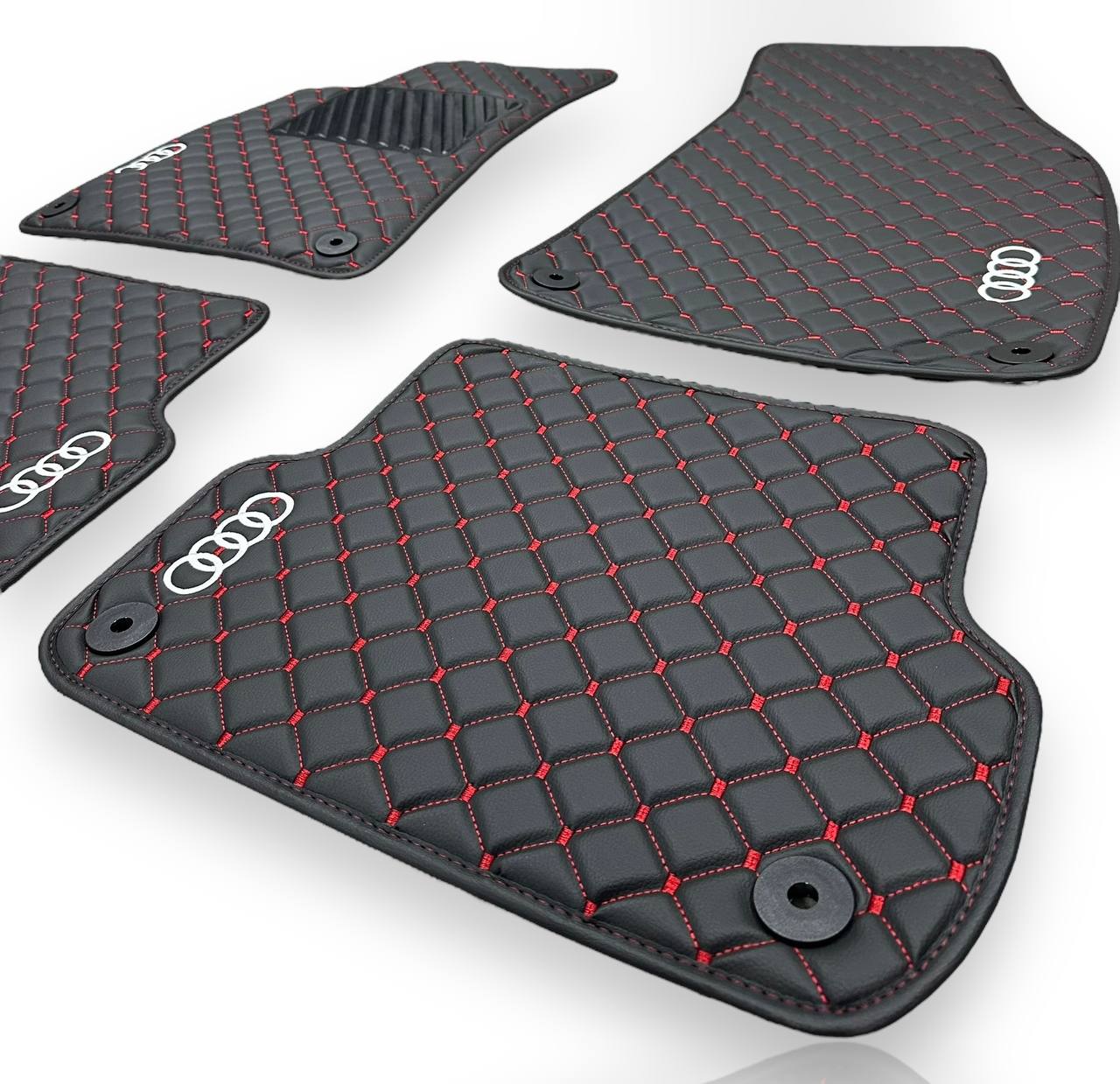 AUDİ Tappetini in pelle di lusso per auto | Adatto per modelli A1-A3-A4-A5-A6-A7-A8-Q2-Q3-Q4-Q5-Q7-Q8-S-RS-TT-R8-E Tron | Pelle nera e cuciture rosse